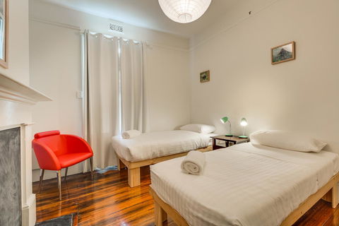 Brampton Cottage - Accommodation NT 13