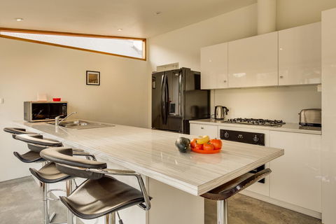 Brampton Cottage - Accommodation NT 1