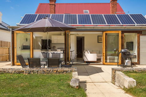 Brampton Cottage - Accommodation NT 7