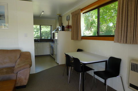 Willaway Motel Apartments - NT Tourism 15