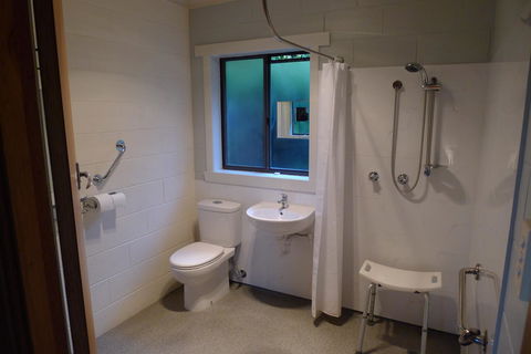 Willaway Motel Apartments - NT Tourism 7