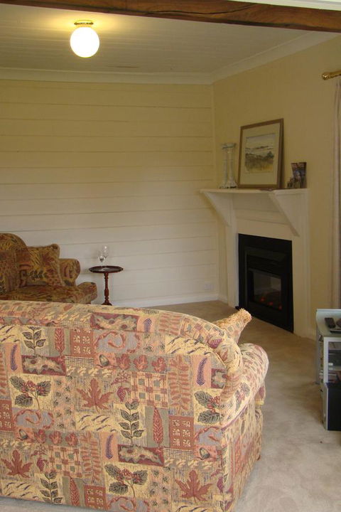 Buttons Cottage For Canyon & Rain Forest Walks With In House Dining - NT Tourism 6
