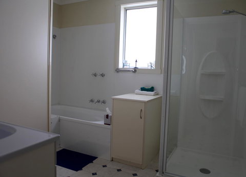 Sails On Port Sorell Boutique Apartments - Accommodation NT 4