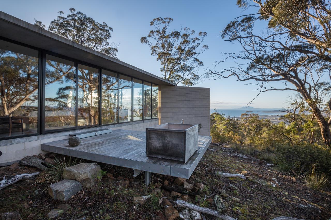 Rocky Hills TAS Accommodation NT