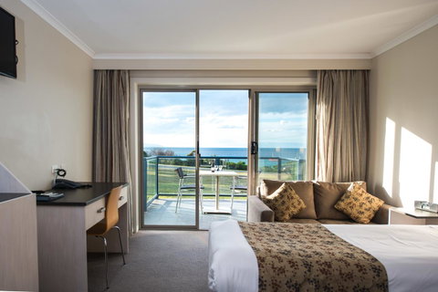 Beachfront Bicheno - Accommodation NT 15