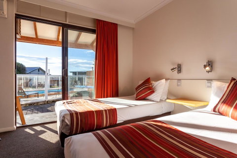 Beachfront Bicheno - Accommodation NT 25