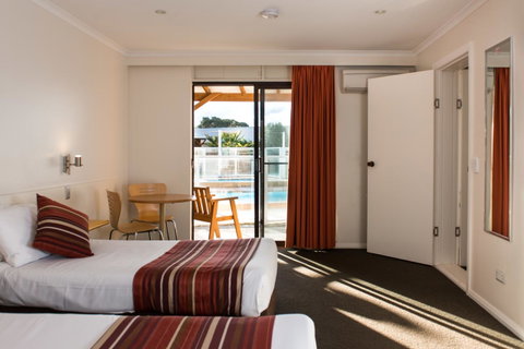 Beachfront Bicheno - Accommodation NT 29