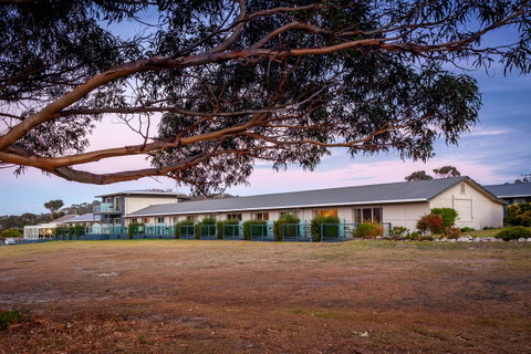 Beachfront Bicheno - Accommodation NT 40