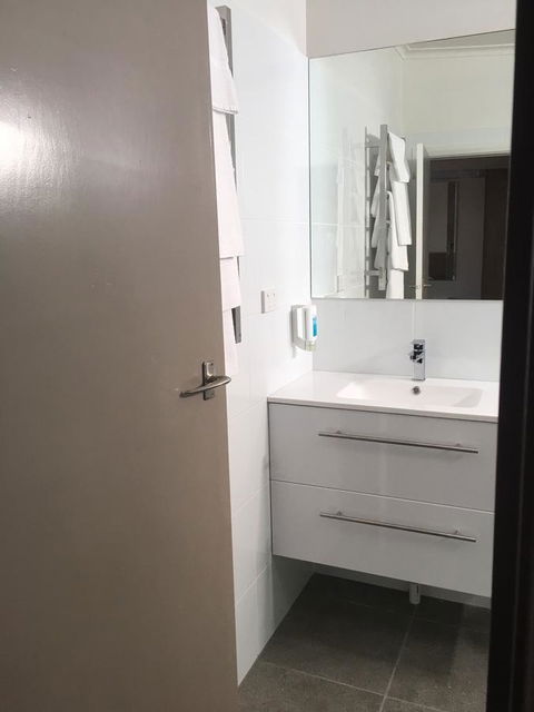 Argosy Motor Inn - Accommodation NT 7