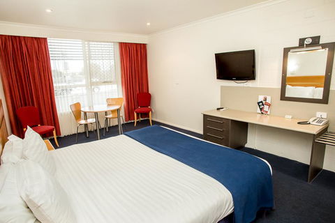 Edgewater Hotel - NT Tourism 14