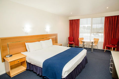 Edgewater Hotel - NT Tourism 24