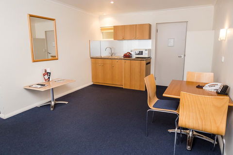 Edgewater Hotel - NT Tourism 7