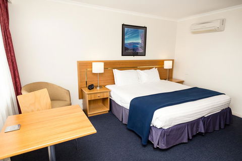 Edgewater Hotel - NT Tourism 11