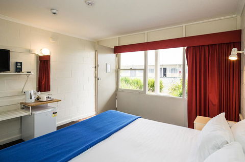 Edgewater Hotel - NT Tourism 28