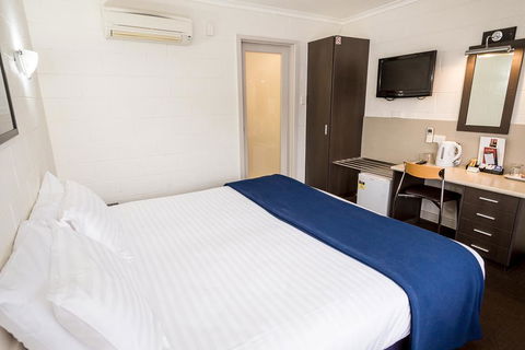 Edgewater Hotel - NT Tourism 18