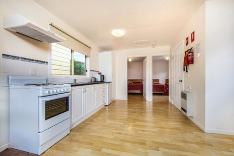 Wintersun Gardens Motel - Accommodation NT 43