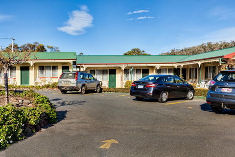 Wintersun Gardens Motel - Accommodation NT 28