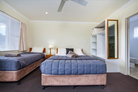 Wintersun Gardens Motel - Accommodation NT 2