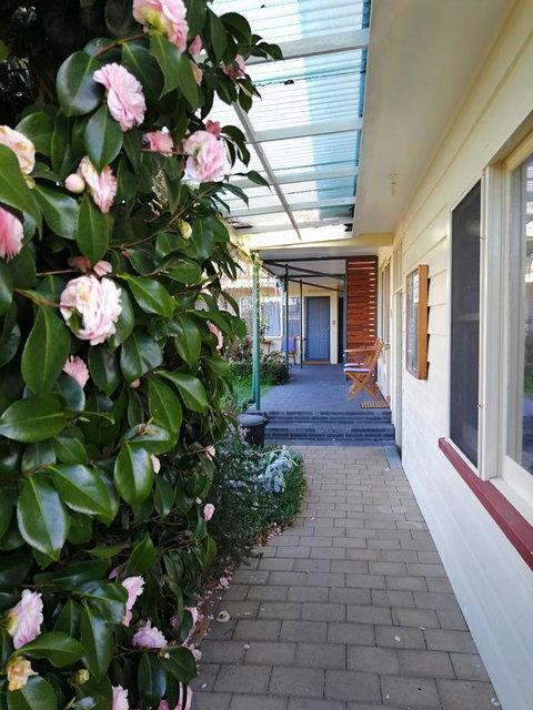 Wintersun Gardens Motel - Accommodation NT 5