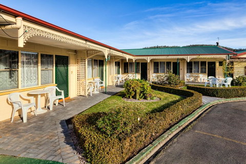 Wintersun Gardens Motel - Accommodation NT 23
