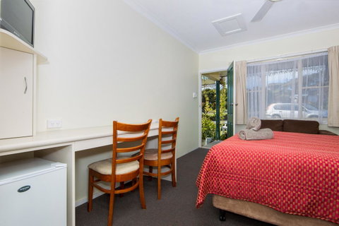 Wintersun Gardens Motel - Accommodation NT 34