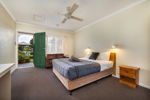 Wintersun Gardens Motel - Accommodation NT 42
