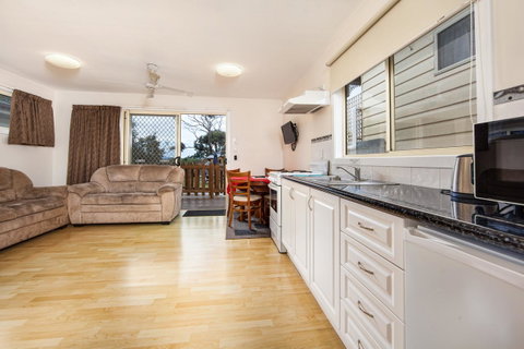 Wintersun Gardens Motel - Accommodation NT 35