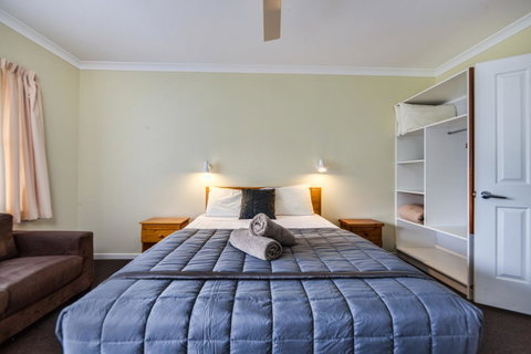 Wintersun Gardens Motel - Accommodation NT 1