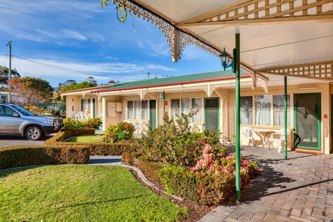 Wintersun Gardens Motel - Accommodation NT 27