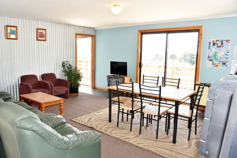 Bicheno Backpackers - Accommodation NT 8