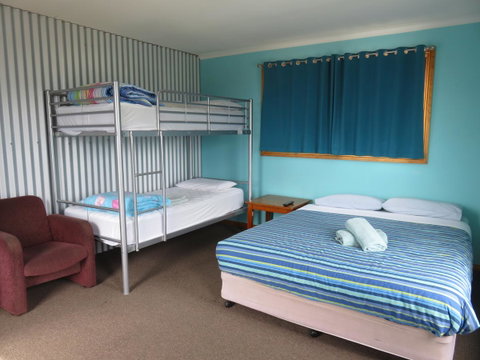 Bicheno Backpackers - Accommodation NT 27