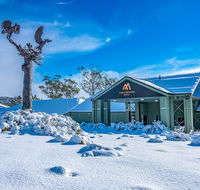 Cradle Mountain Hotel - Accommodation NT