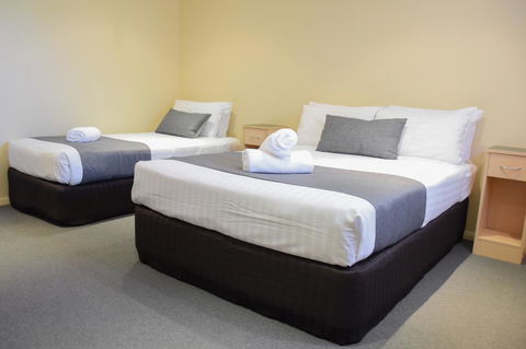 Beachway Motel - NT Tourism 22