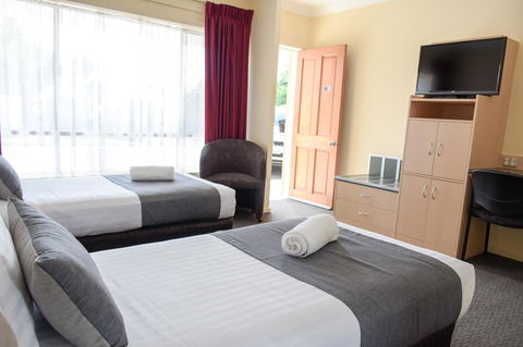 Beachway Motel - NT Tourism 37