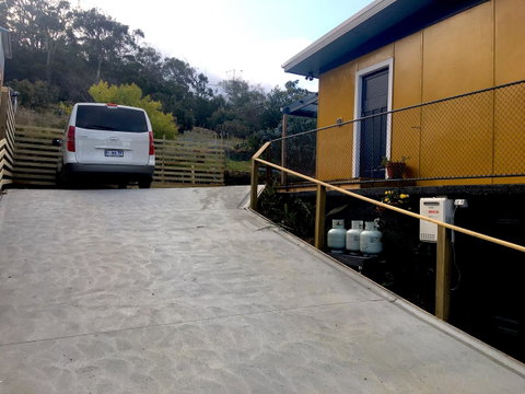 Up The Back - Accommodation NT 31