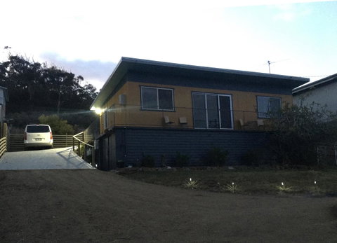 Up The Back - Accommodation NT 32