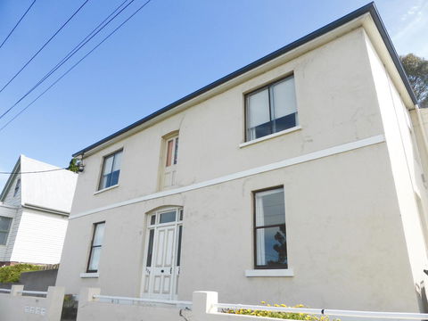 338 On Murray - Accommodation NT 11