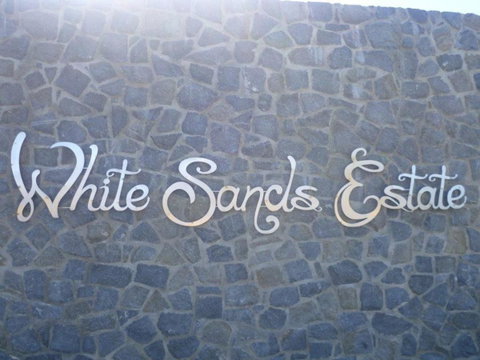 White Sands Estate Unit 24 - Accommodation NT 36