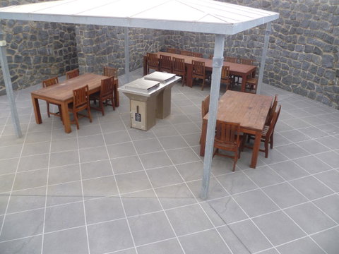 White Sands Estate Unit 24 - Accommodation NT 32