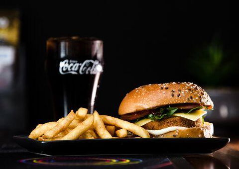 Shoreline Hotel - Accommodation NT 21