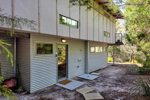 Freycinet Eco Luxe ~ Forest ~ Ocean ~ Mountain - Accommodation NT 16