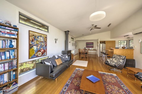 Freycinet Eco Luxe ~ Forest ~ Ocean ~ Mountain - Accommodation NT 6