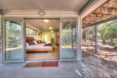 Freycinet Eco Luxe ~ Forest ~ Ocean ~ Mountain - Accommodation NT 13