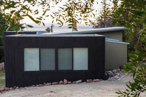 Cove Cottage - Accommodation NT 28