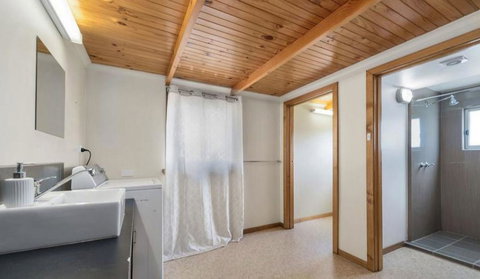 Return To Sender Lodge - Accommodation NT 1