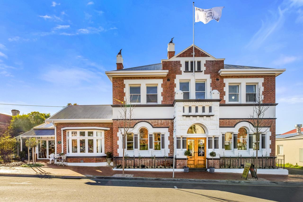 Cygnet TAS Accommodation NT