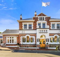 Cygnet Old Bank - Accommodation NT