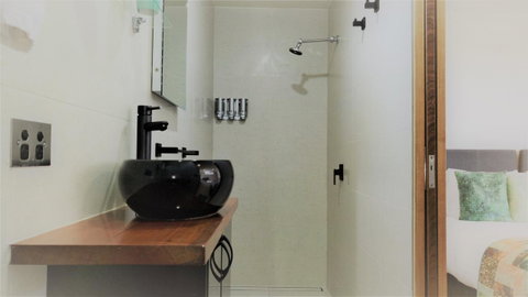 Malting Lagoon Guest House And Brewery - Accommodation NT 4