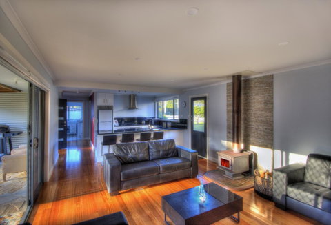 Muirs Beach Retreat - Accommodation NT 6