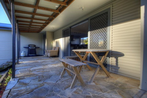 Muirs Beach Retreat - Accommodation NT 13